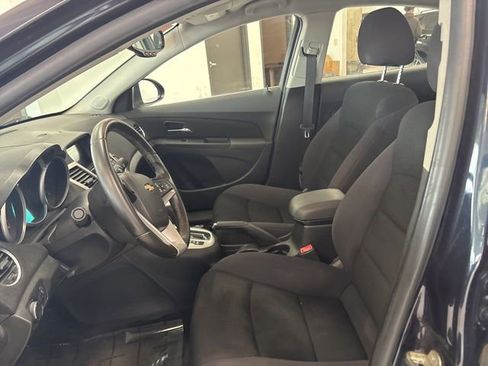 Used 2014 Chevrolet Cruze LT image 14
