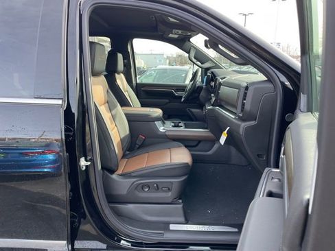 New 2026 Chevrolet Silverado 2500 High Country w/ Technology Package AWD/4WD image 16