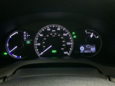 Used 2014 Lexus CT 200h FWD image 23