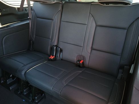 New 2026 GMC Yukon XL Elevation image 8