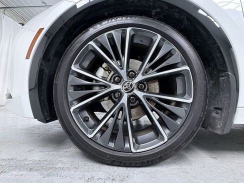 Certified 2024 Toyota Prius XLE image 14