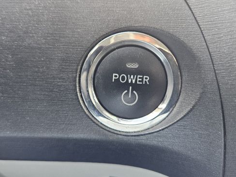 Used 2010 Toyota Prius Two FWD image 9