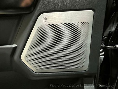 Used 2023 Ford F150 Platinum image 16