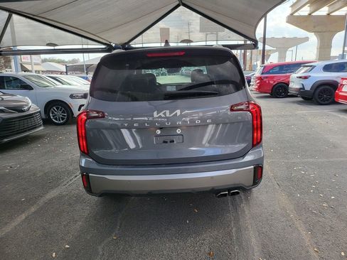Used 2025 Kia Telluride S image 5