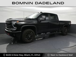 Used 2025 Chevrolet Silverado 2500 LT w/ Trail Boss Package AWD/4WD video 1