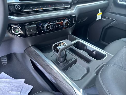 New 2026 Chevrolet Silverado 1500 LTZ w/ Technology Package AWD/4WD image 36