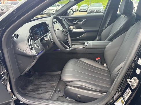 Used 2026 Mercedes-Benz E 350 4MATIC Sedan image 9
