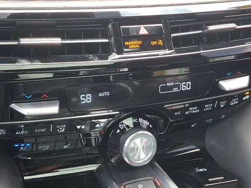Certified 2023 Acura MDX w/ Advance Package AWD/4WD image 16