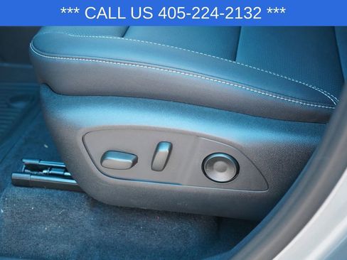 New 2026 Chevrolet Traverse LT w/ Driver Confidence Package image 19