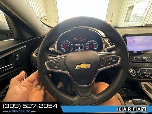 Used 2021 Chevrolet Malibu LS FWD image 20