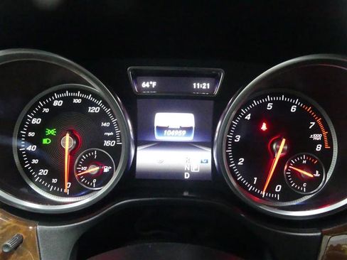 Used 2017 Mercedes-Benz GLS 550 4MATIC image 33