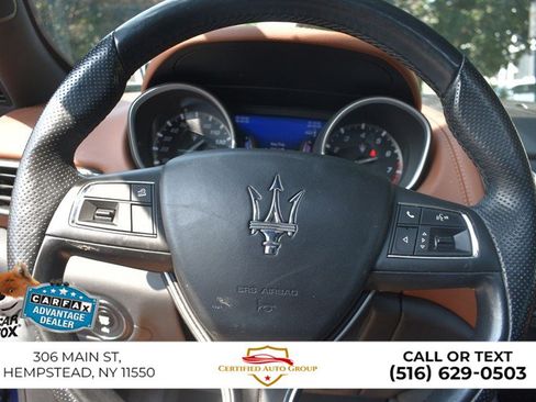 Used 2020 Maserati Levante AWD/4WD image 13