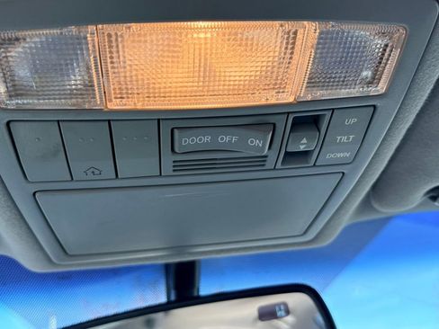 Used 2007 Toyota Camry Hybrid image 17