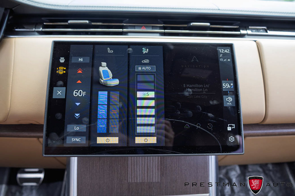 Used 2025 Land Rover Range Rover Long Wheelbase Autobiography AWD/4WD image 39