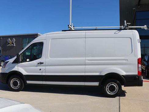 Used 2020 Ford Transit 250 Medium Roof image 2