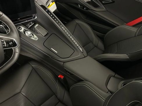 Used 2024 Chevrolet Corvette Stingray Preferred Conv w/ Z51 Performance Package image 32
