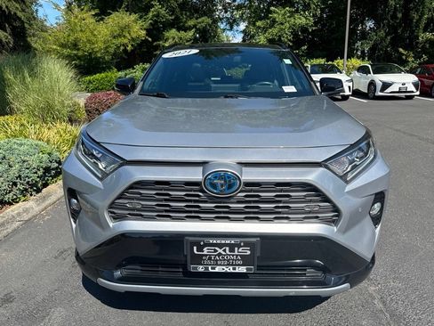 Used 2021 Toyota RAV4 XSE AWD/4WD image 9