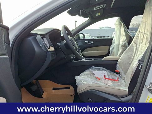 New 2026 Volvo XC60 B5 Plus w/ Protection Package Premier image 9