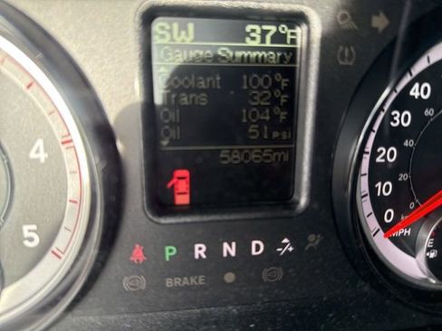 Used 2018 RAM 2500 Tradesman w/ Chrome Appearance Group image 11