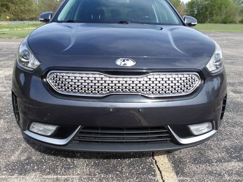 Used 2018 Kia Niro EX w/ EX Touring Graphite Edition FWD image 33
