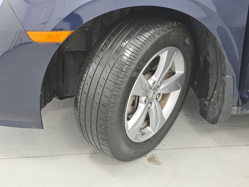 Used 2020 Honda Odyssey EX image 32