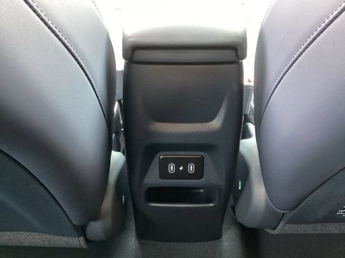 New 2026 Hyundai Venue SEL FWD image 15