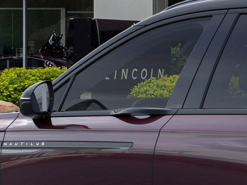 New 2024 Lincoln Nautilus Reserve w/ Equipment Group 202A image 20