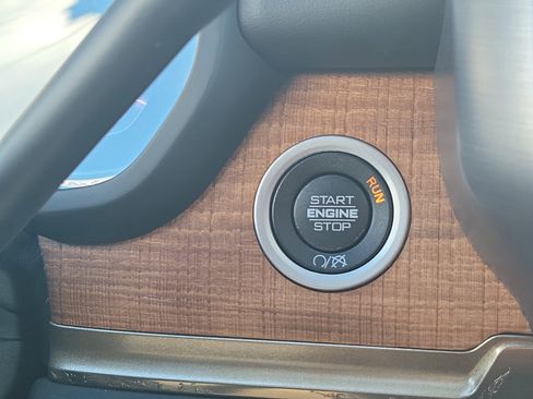 Used 2024 RAM 2500 Laramie Longhorn image 30