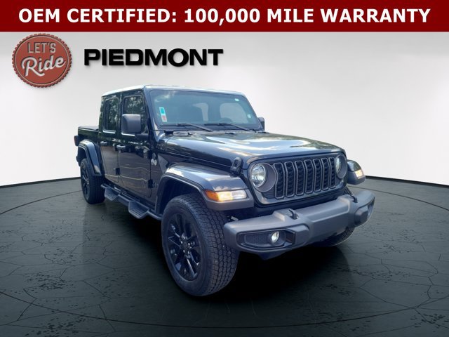 Used 2024 Jeep Gladiator Sport AWD/4WD image 3