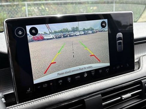 Used 2023 Lincoln Corsair FWD image 26