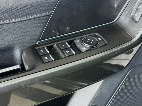 Certified 2022 Ford F150 XLT w/ Equipment Group 302A High image 17