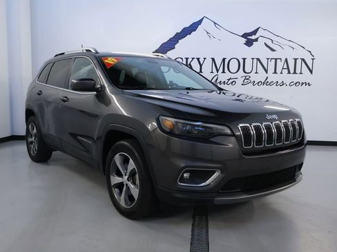 Used 2019 Jeep Cherokee Limited image 1
