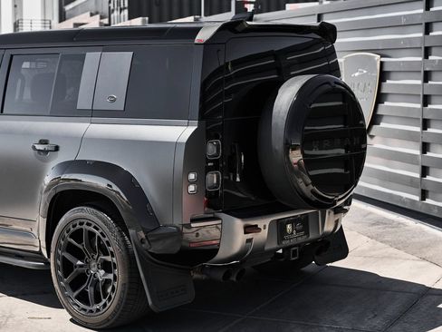 Used 2023 Land Rover Defender 110 Carpathian Edition AWD/4WD image 13