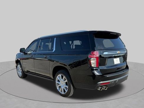Used 2021 Chevrolet Suburban High Country w/ Premium Package 2 RWD image 7