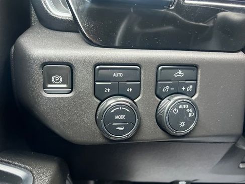Certified 2023 Chevrolet Silverado 1500 LT AWD/4WD image 29