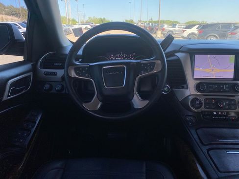 Used 2015 GMC Yukon Denali AWD/4WD image 23