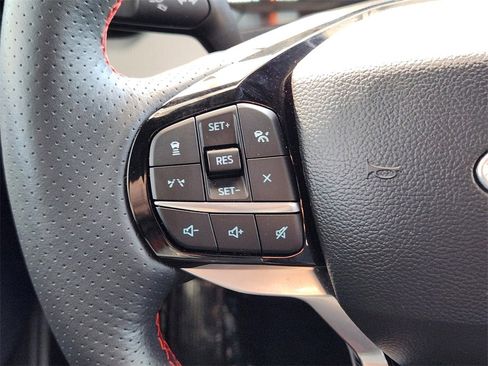 Used 2025 Ford Explorer ST-Line image 25