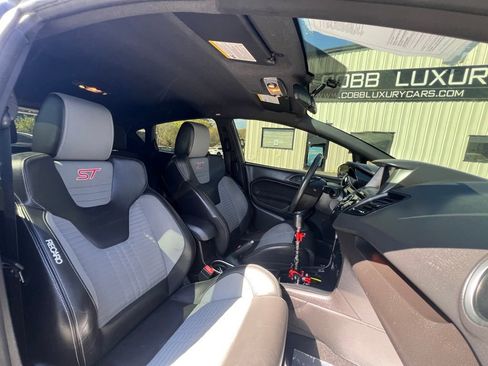 Used 2016 Ford Fiesta ST FWD image 16
