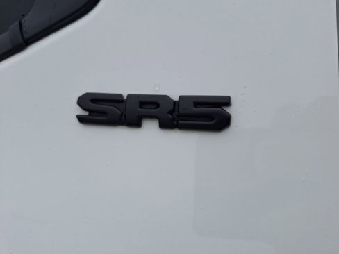 Used 2025 Toyota Tundra SR5 AWD/4WD image 12