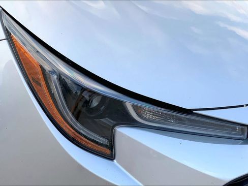 Used 2024 Toyota Corolla LE FWD image 27