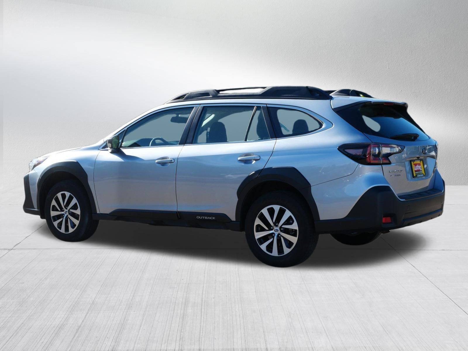 Used 2025 Subaru Outback Onyx Edition AWD/4WD image 5
