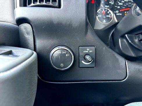 Used 2019 Chevrolet Express 2500 w/ Driver Convenience Package image 28