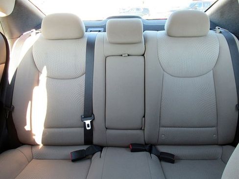 Used 2014 Hyundai Elantra SE w/ Option Group 02 image 14