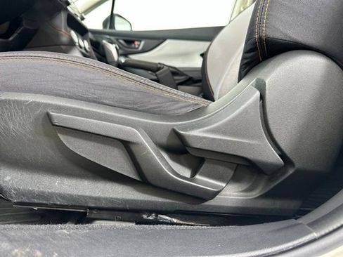 Used 2020 Subaru Crosstrek 2.0i Premium AWD/4WD image 22