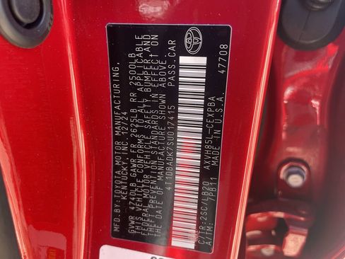 Used 2025 Toyota Camry XSE w/ Premium Package image 24