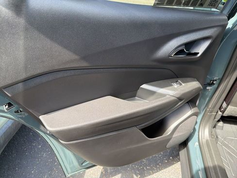 New 2026 Chevrolet Trax LT FWD image 33