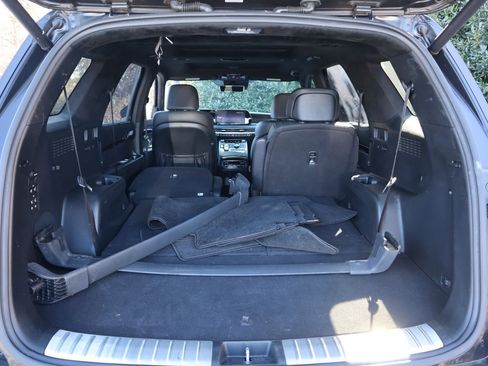 Used 2023 Hyundai Palisade Calligraphy image 19