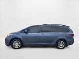 Used 2015 Toyota Sienna XLE image 2