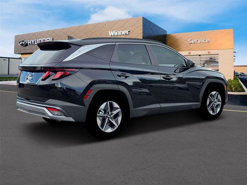 New 2026 Hyundai Tucson SEL FWD image 8