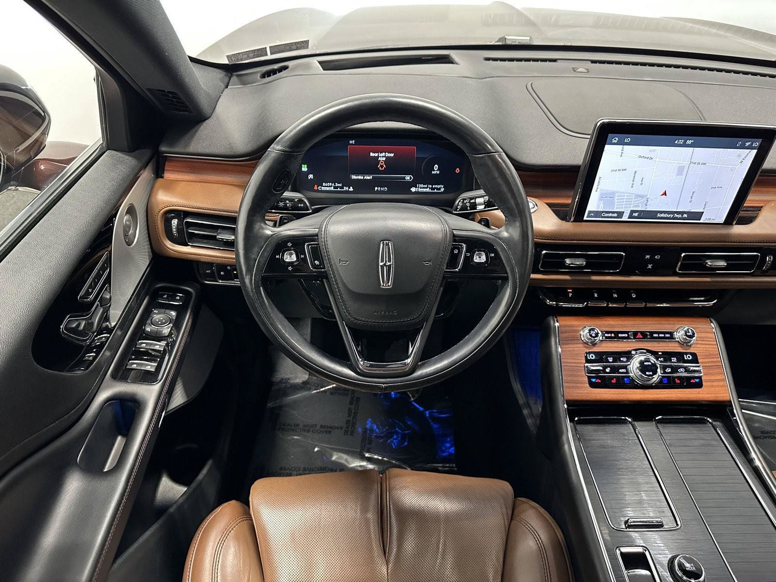 Used 2020 Lincoln Aviator Reserve w/ Equipment Group 202A AWD/4WD image 18